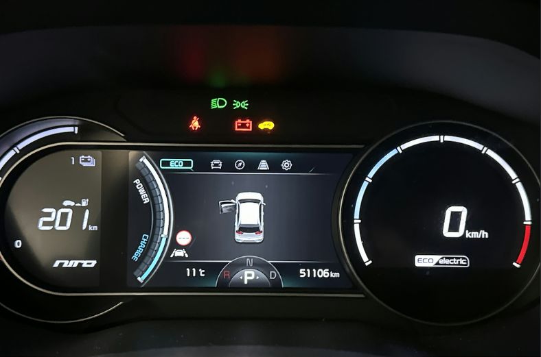 Продам Kia Niro 64квт авто в дорозі 2021 года в Львове