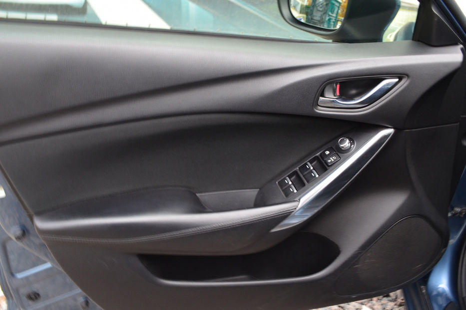 Продам Mazda 6 2.5 SkyActive-G АT 192 к.с.  2017 года в Киеве