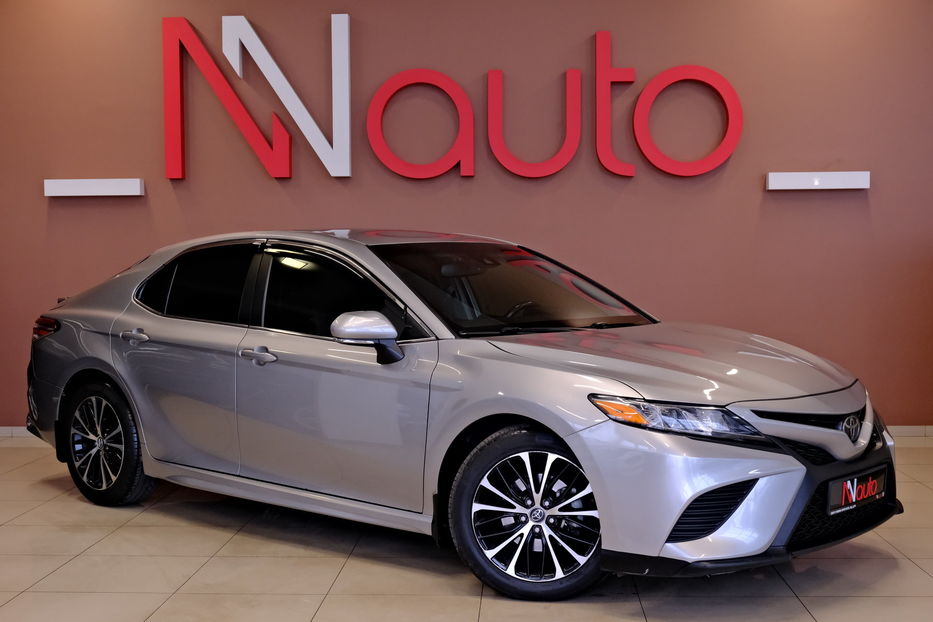 Продам Toyota Camry 2019 года в Одессе