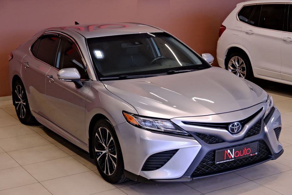 Продам Toyota Camry 2019 года в Одессе