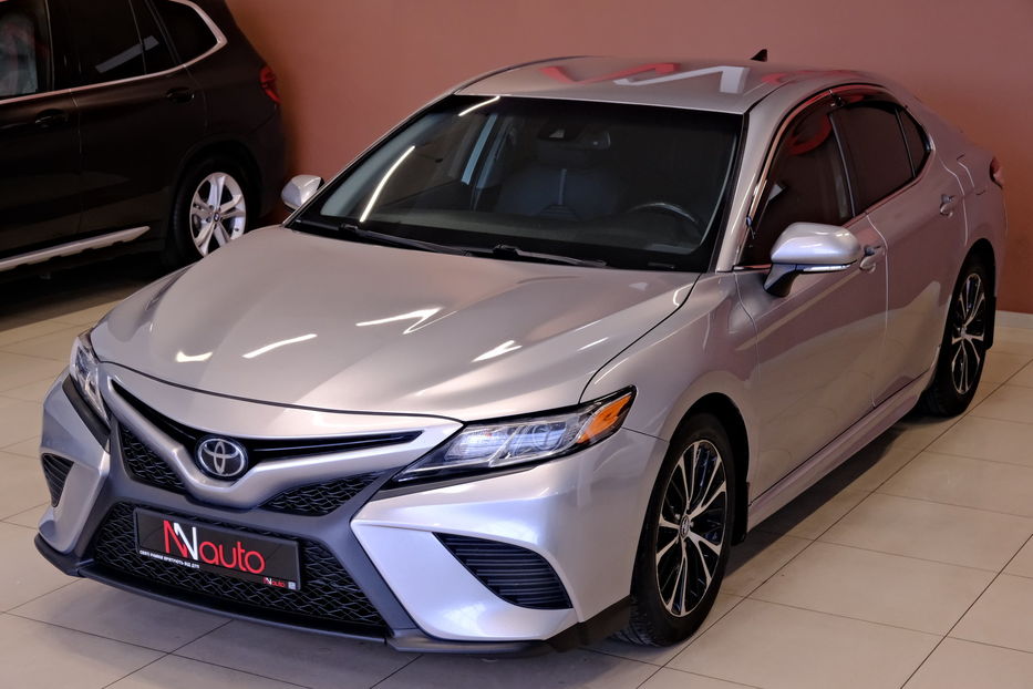 Продам Toyota Camry 2019 года в Одессе