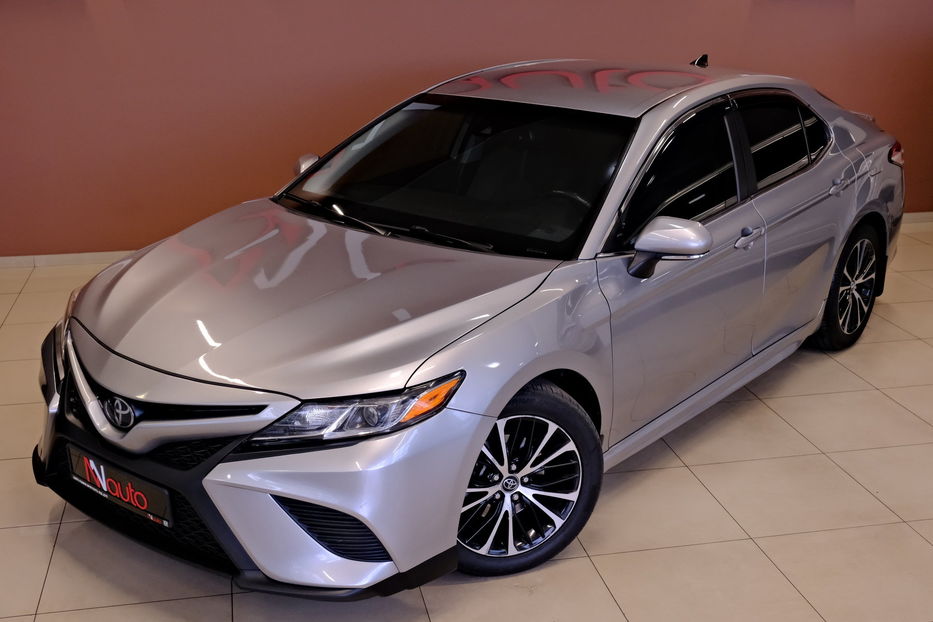 Продам Toyota Camry 2019 года в Одессе