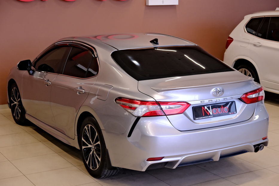 Продам Toyota Camry 2019 года в Одессе