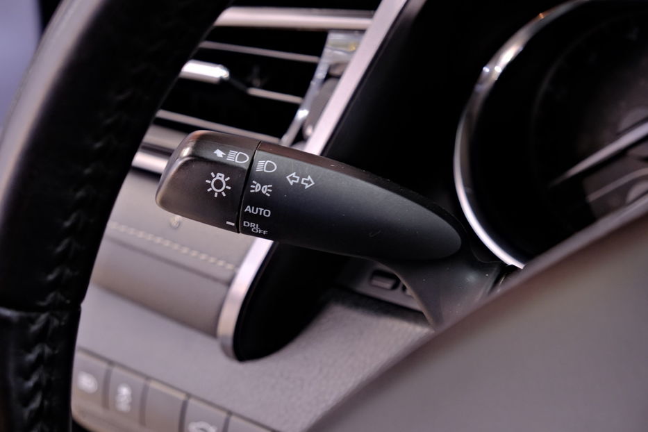 Продам Toyota Camry 2019 года в Одессе