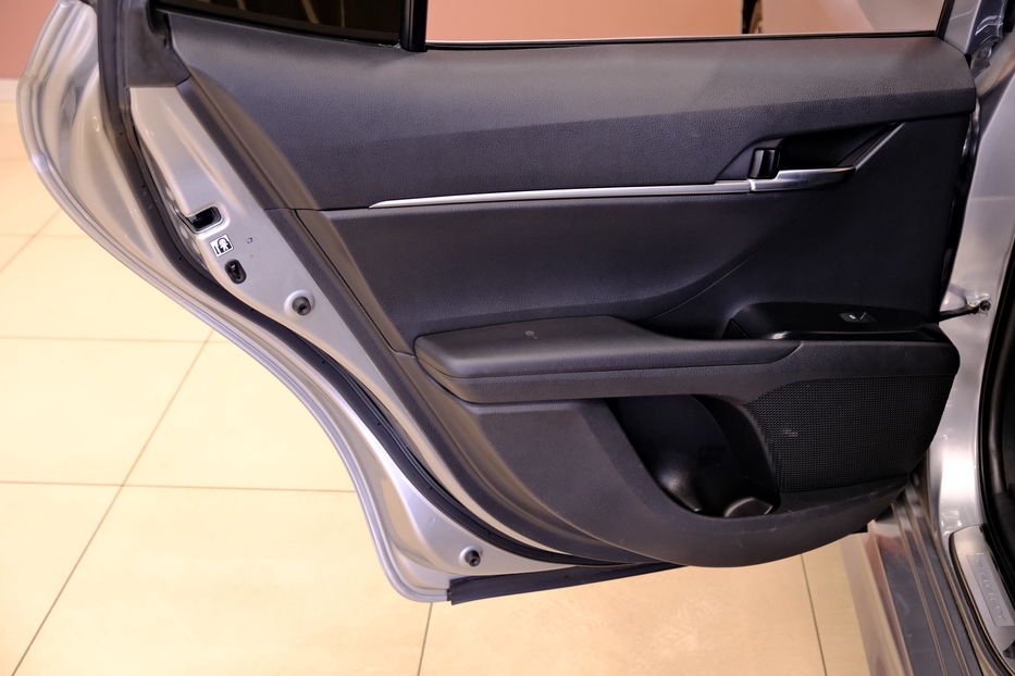 Продам Toyota Camry 2019 года в Одессе