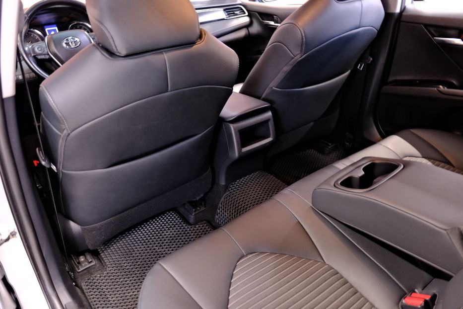 Продам Toyota Camry 2019 года в Одессе