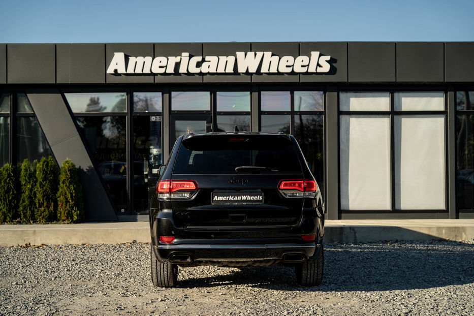 Продам Jeep Grand Cherokee Overland 2016 года в Черновцах