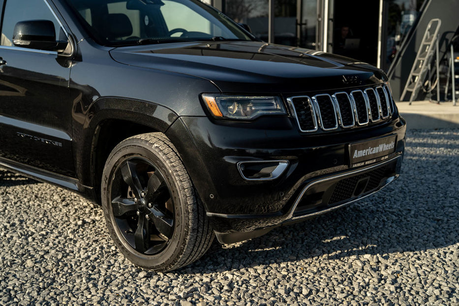 Продам Jeep Grand Cherokee Overland 2016 года в Черновцах