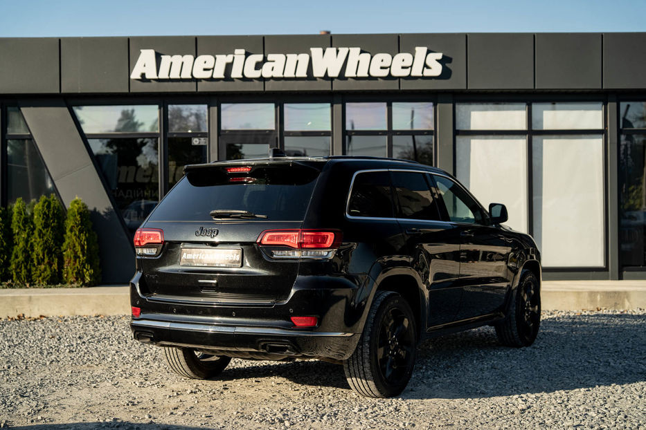 Продам Jeep Grand Cherokee Overland 2016 года в Черновцах