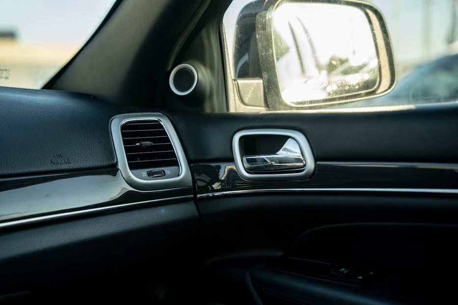 Продам Jeep Grand Cherokee Overland 2016 года в Черновцах