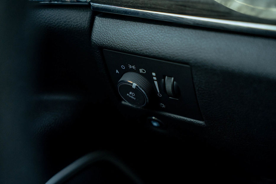 Продам Jeep Grand Cherokee Overland 2016 года в Черновцах