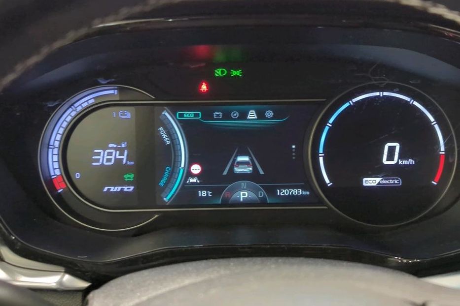 Продам Kia Niro 64квт авто в дорозі 2020 года в Львове