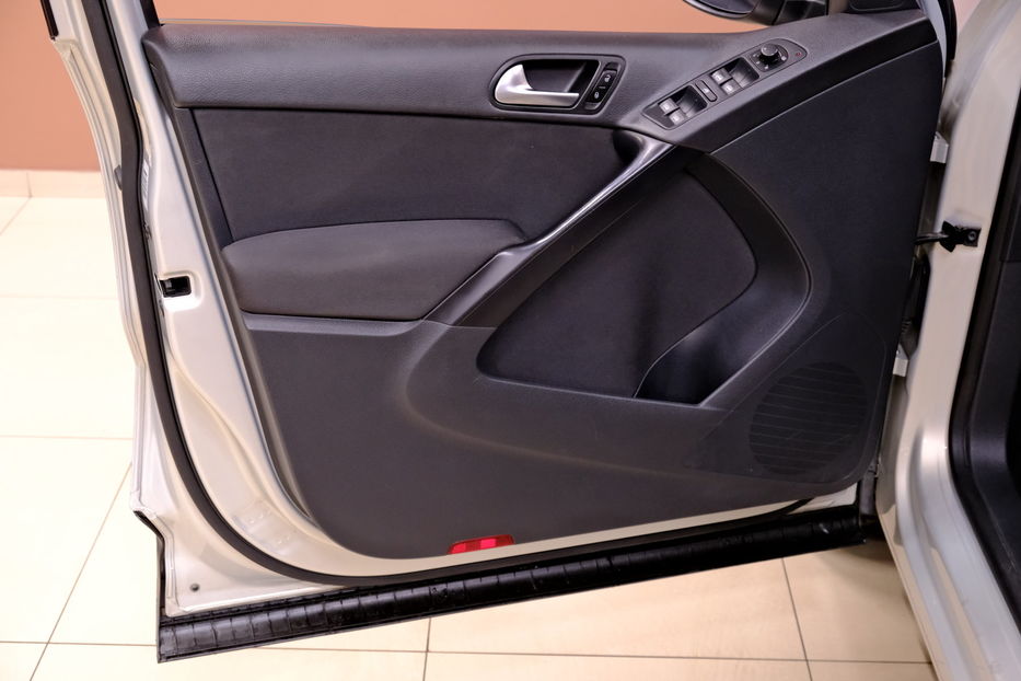 Продам Volkswagen Tiguan 2012 года в Одессе