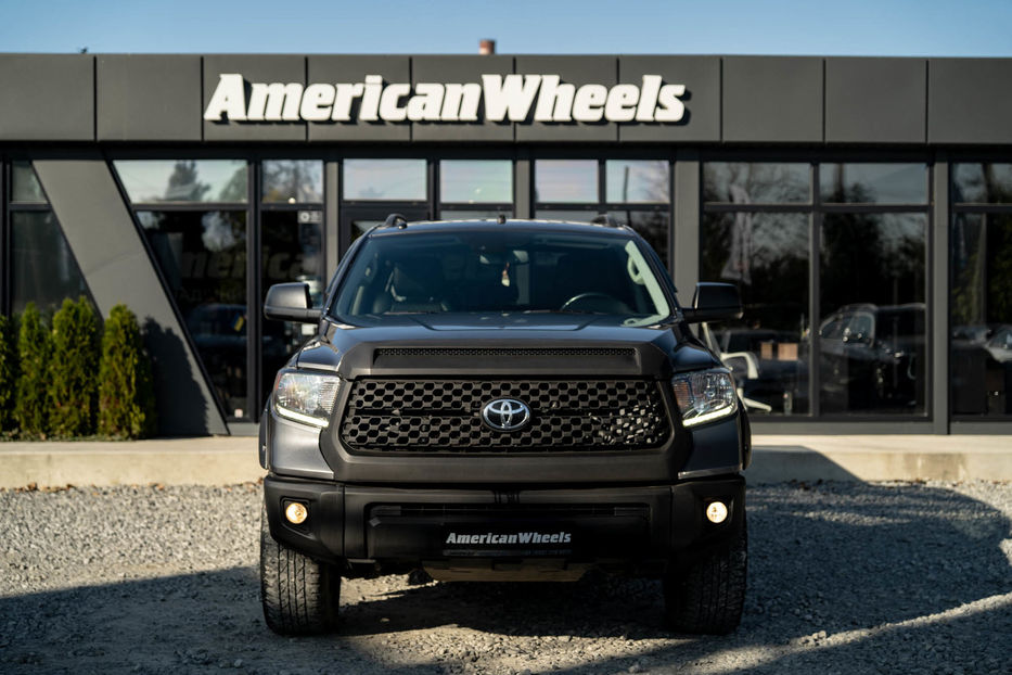 Продам Toyota Tundra CrewMax Cab 4x4 2019 года в Черновцах