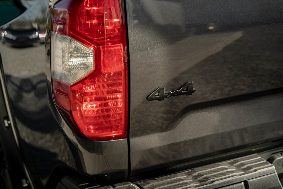 Продам Toyota Tundra CrewMax Cab 4x4 2019 года в Черновцах