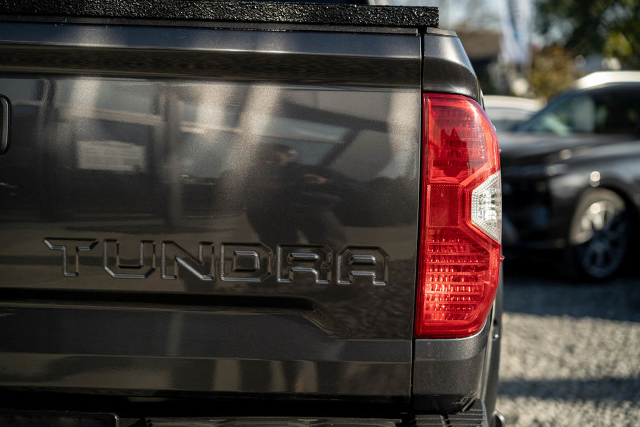 Продам Toyota Tundra CrewMax Cab 4x4 2019 года в Черновцах