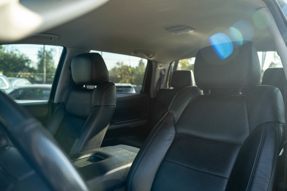 Продам Toyota Tundra CrewMax Cab 4x4 2019 года в Черновцах