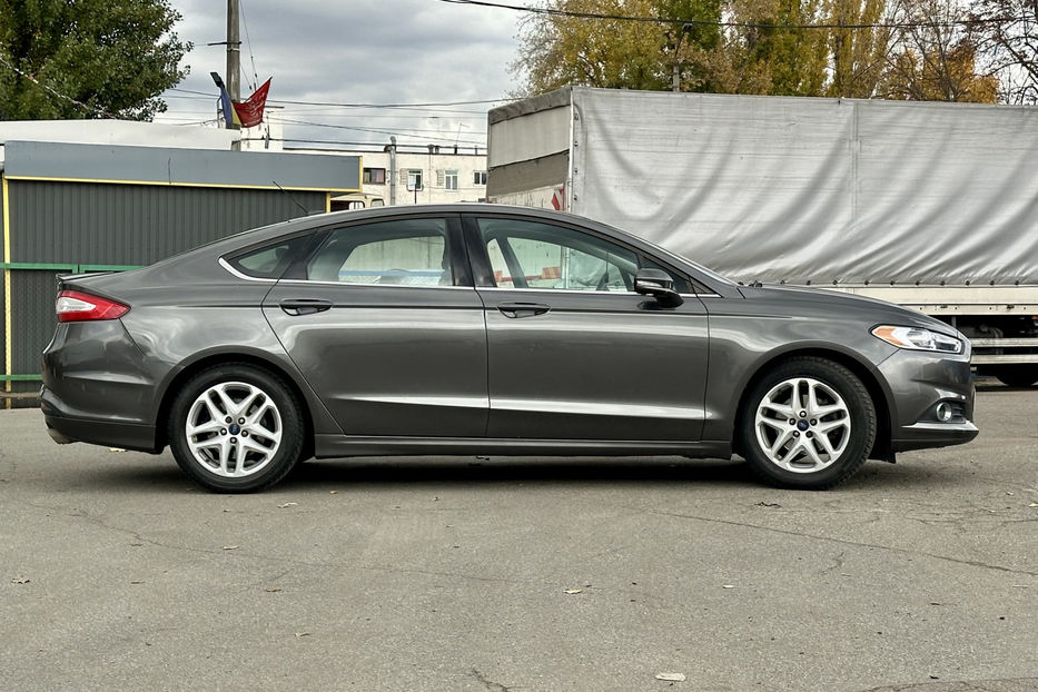 Продам Ford Fusion 2.5 Duratec AT (180 к.с.) 2016 года в Киеве