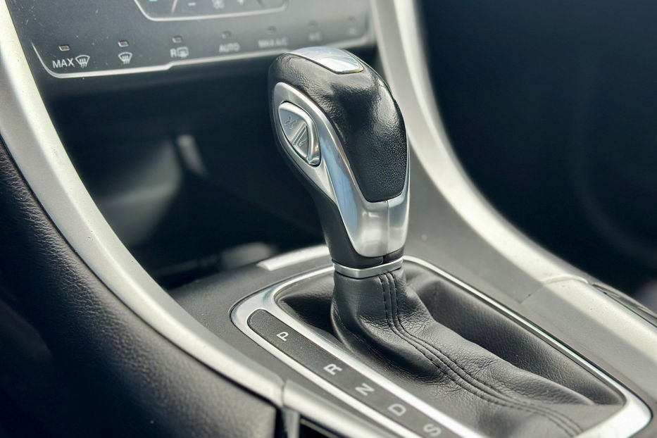 Продам Ford Fusion 2.5 Duratec AT (180 к.с.) 2016 года в Киеве