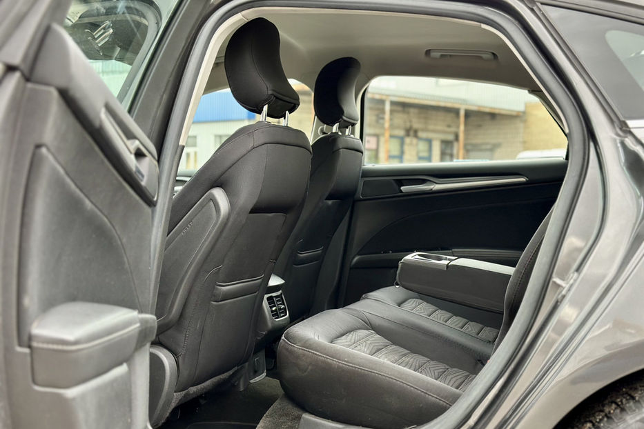 Продам Ford Fusion 2.5 Duratec AT (180 к.с.) 2016 года в Киеве