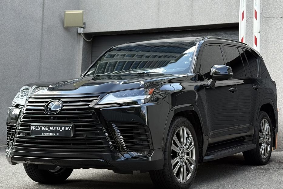 Продам Lexus LX 570 LX 600 SUPERIOR  2022 года в Киеве