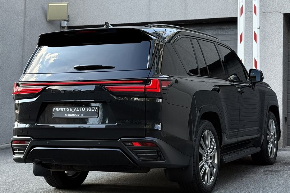 Продам Lexus LX 570 LX 600 SUPERIOR  2022 года в Киеве