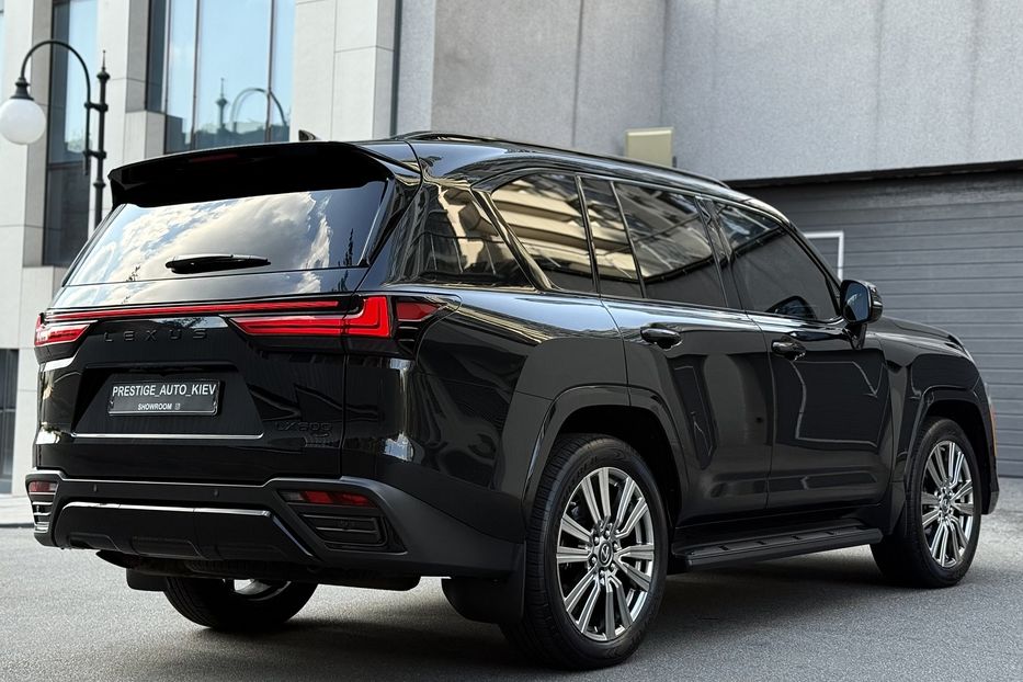 Продам Lexus LX 570 LX 600 SUPERIOR  2022 года в Киеве