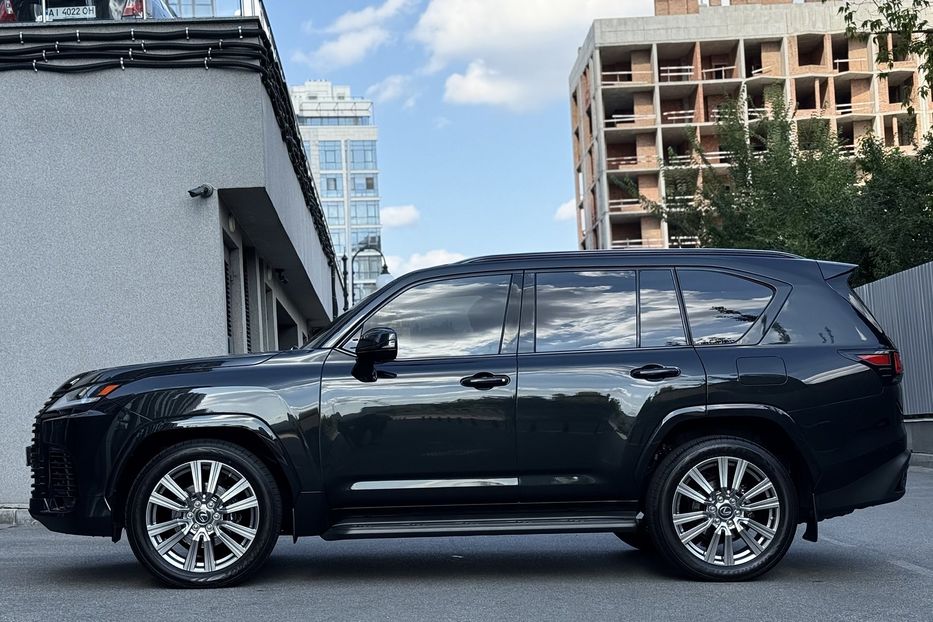 Продам Lexus LX 570 LX 600 SUPERIOR  2022 года в Киеве