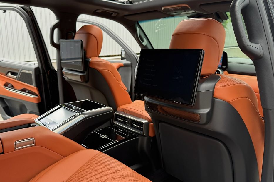 Продам Lexus LX 570 LX 600 SUPERIOR  2022 года в Киеве