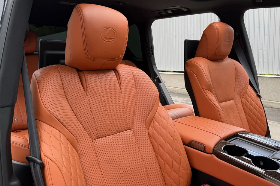 Продам Lexus LX 570 LX 600 SUPERIOR  2022 года в Киеве