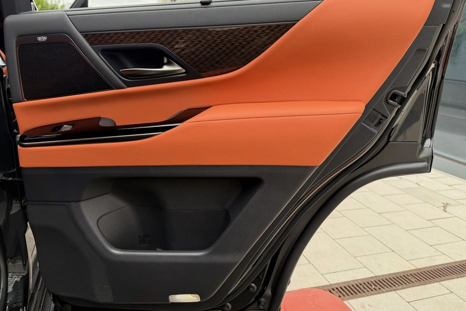 Продам Lexus LX 570 LX 600 SUPERIOR  2022 года в Киеве