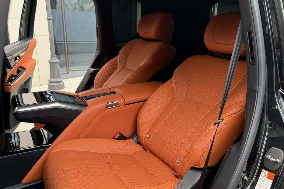 Продам Lexus LX 570 LX 600 SUPERIOR  2022 года в Киеве