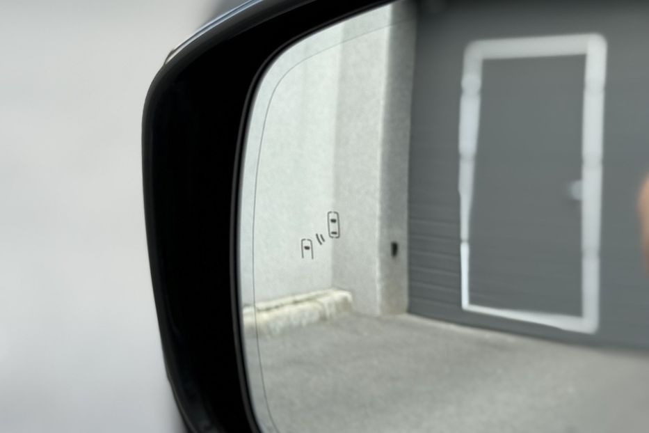 Продам Lexus LX 570 LX 600 SUPERIOR  2022 года в Киеве