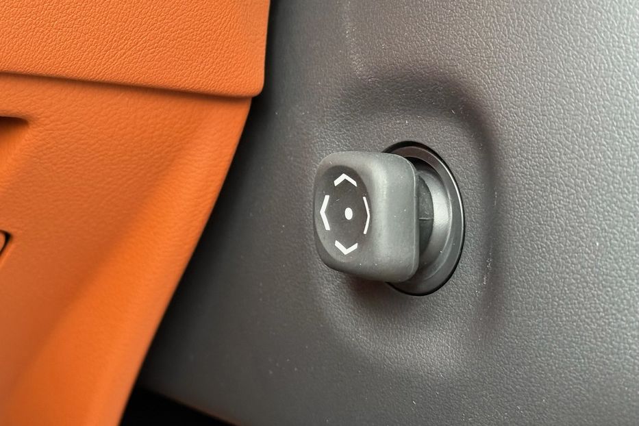 Продам Lexus LX 570 LX 600 SUPERIOR  2022 года в Киеве