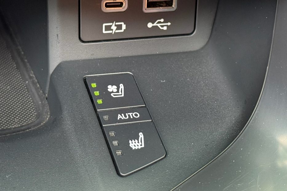 Продам Lexus LX 570 LX 600 SUPERIOR  2022 года в Киеве