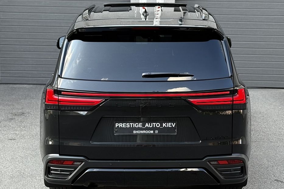 Продам Lexus LX 570 LX 600 SUPERIOR  2022 года в Киеве