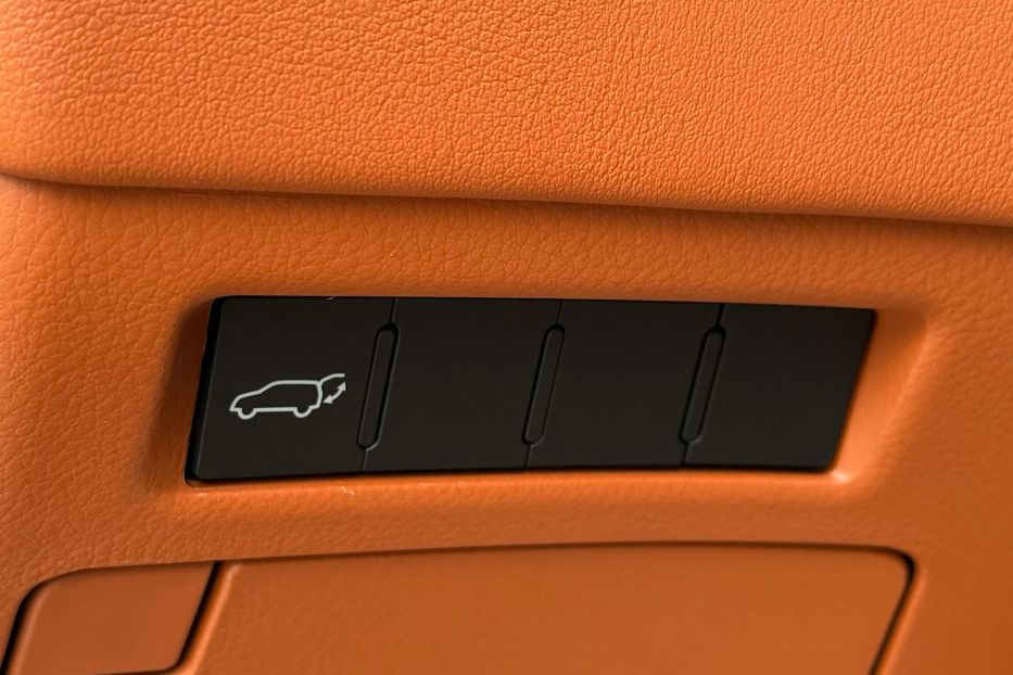 Продам Lexus LX 570 LX 600 SUPERIOR  2022 года в Киеве