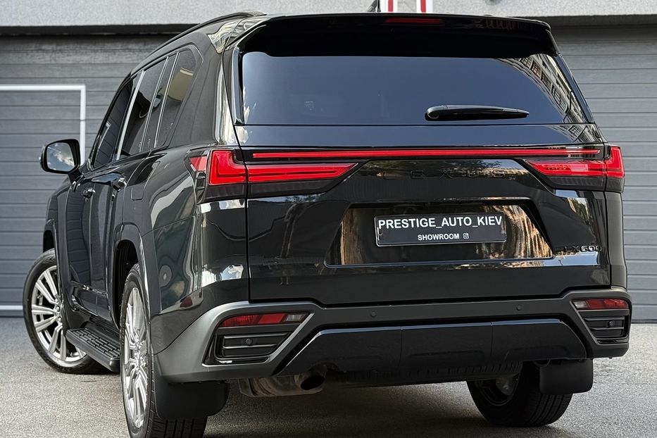 Продам Lexus LX 570 LX 600 SUPERIOR  2022 года в Киеве