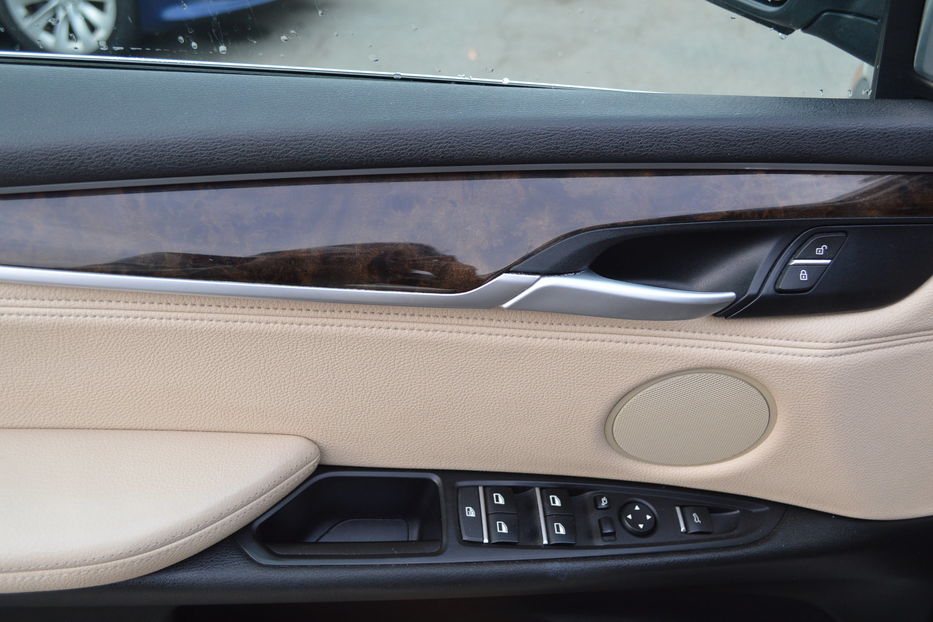 Продам BMW X5 4.0е Plug-in 2016 года в Одессе