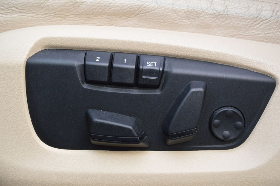 Продам BMW X5 4.0е Plug-in 2016 года в Одессе