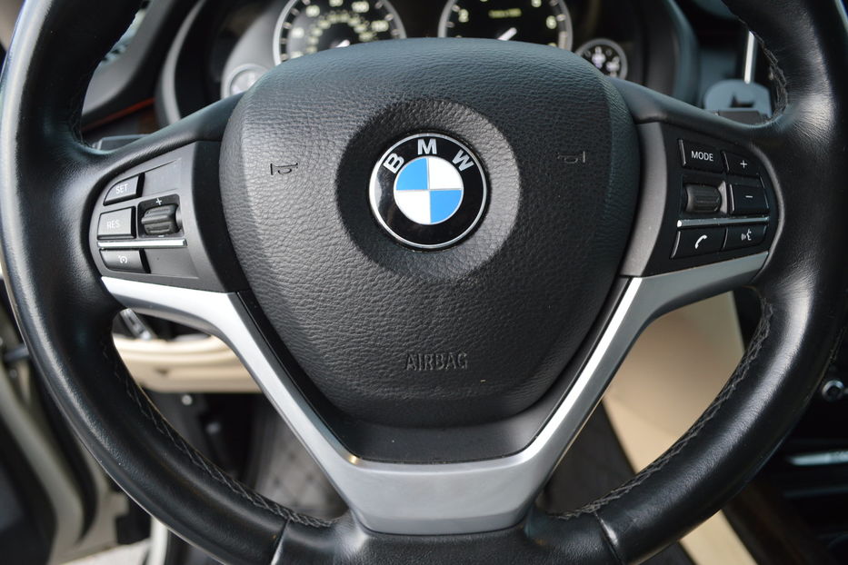 Продам BMW X5 4.0е Plug-in 2016 года в Одессе