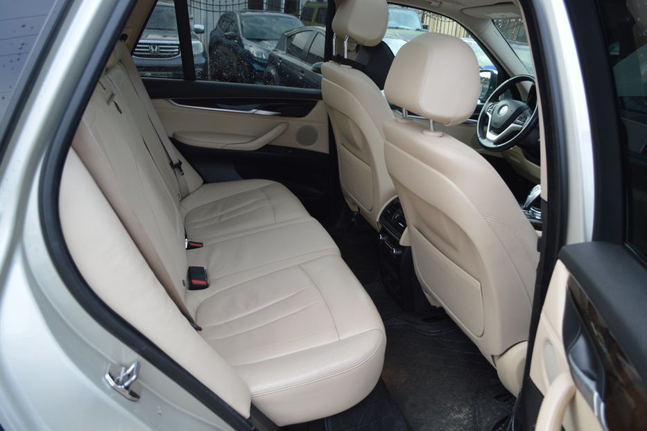 Продам BMW X5 4.0е Plug-in 2016 года в Одессе