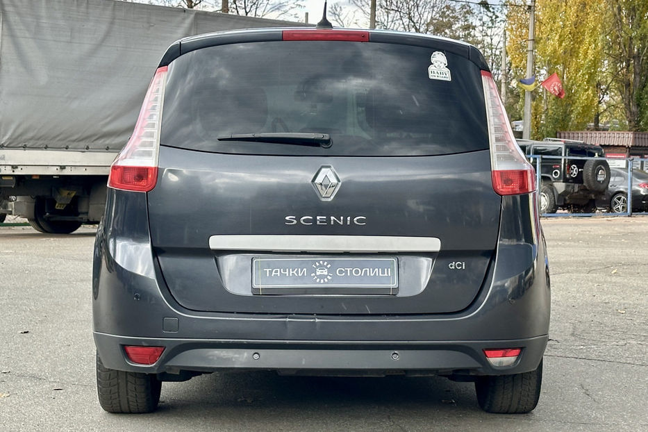 Продам Renault Scenic 2011 года в Киеве