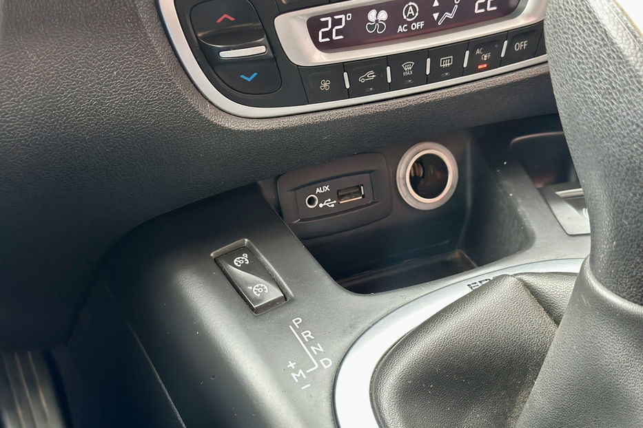 Продам Renault Scenic 2011 года в Киеве