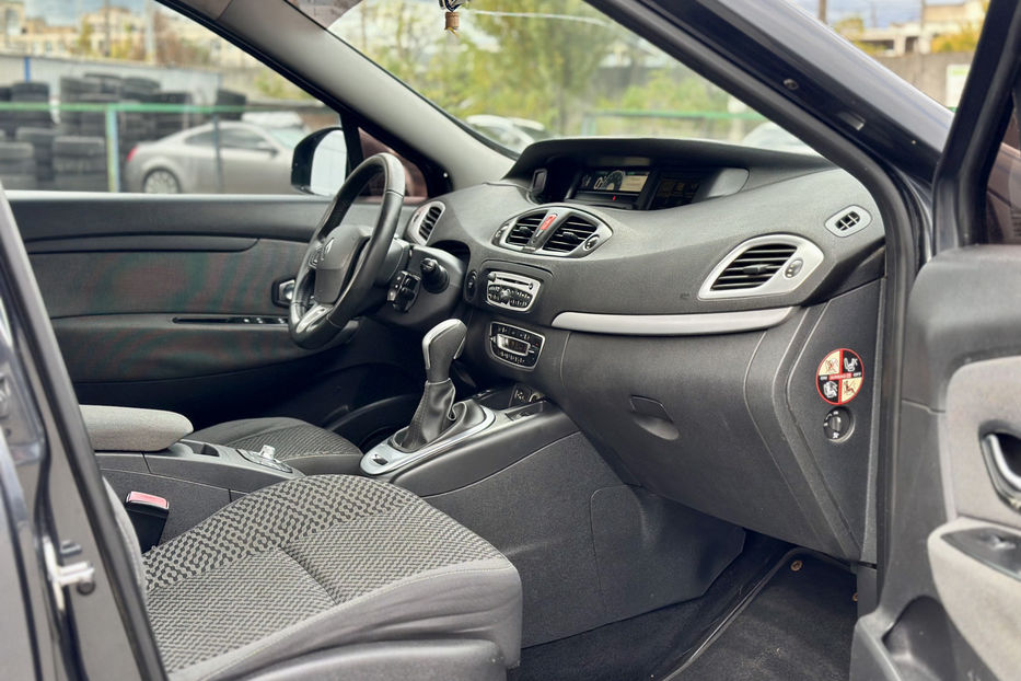 Продам Renault Scenic 2011 года в Киеве