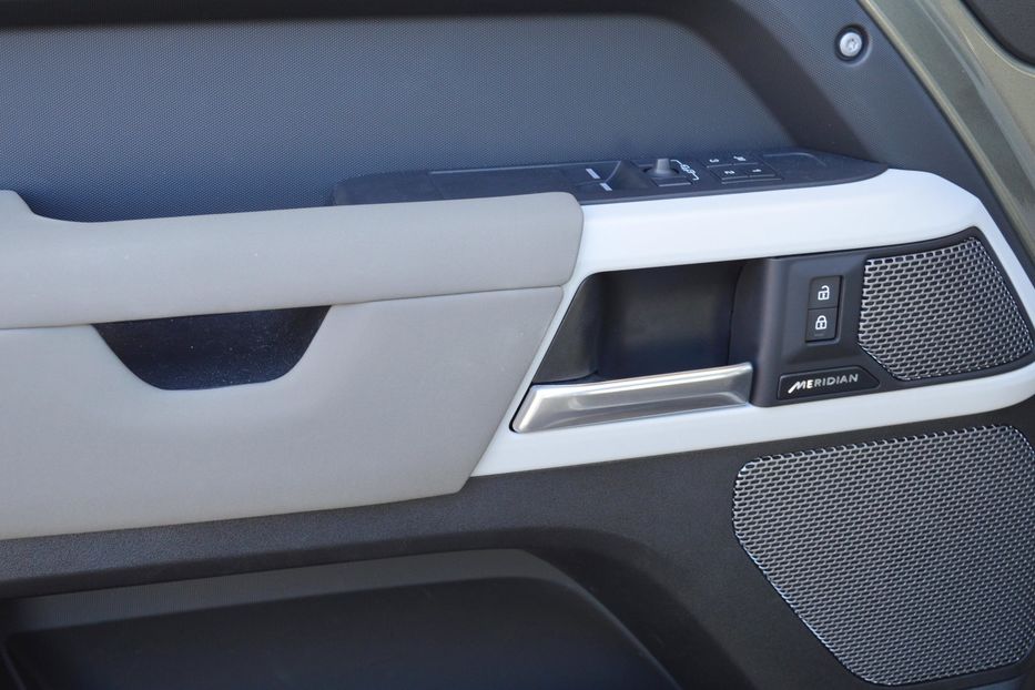 Продам Land Rover Defender 110 300 л.с. 2022 года в Одессе