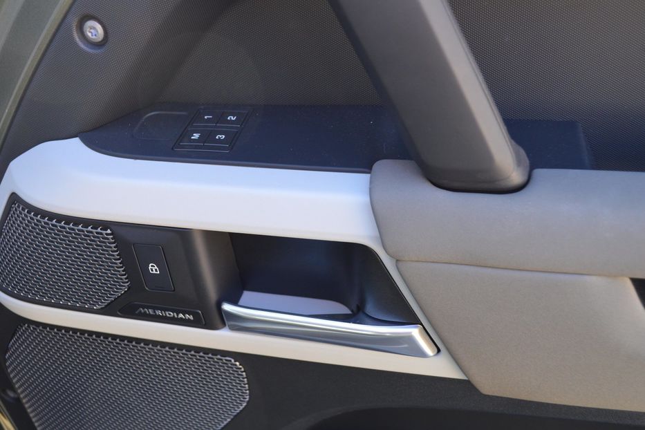 Продам Land Rover Defender 110 300 л.с. 2022 года в Одессе