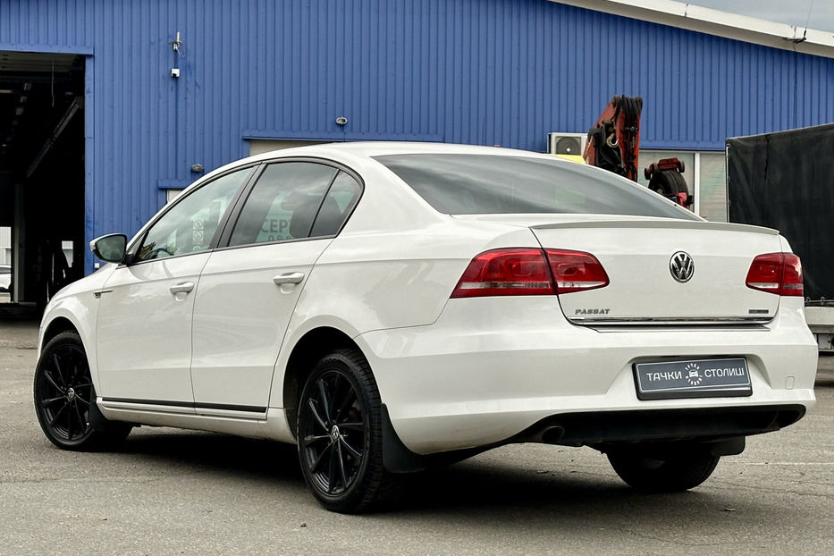 Продам Volkswagen Passat B7 2013 года в Киеве