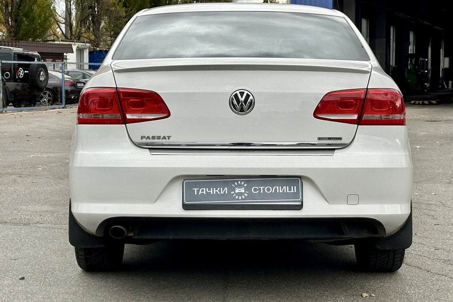 Продам Volkswagen Passat B7 2013 года в Киеве