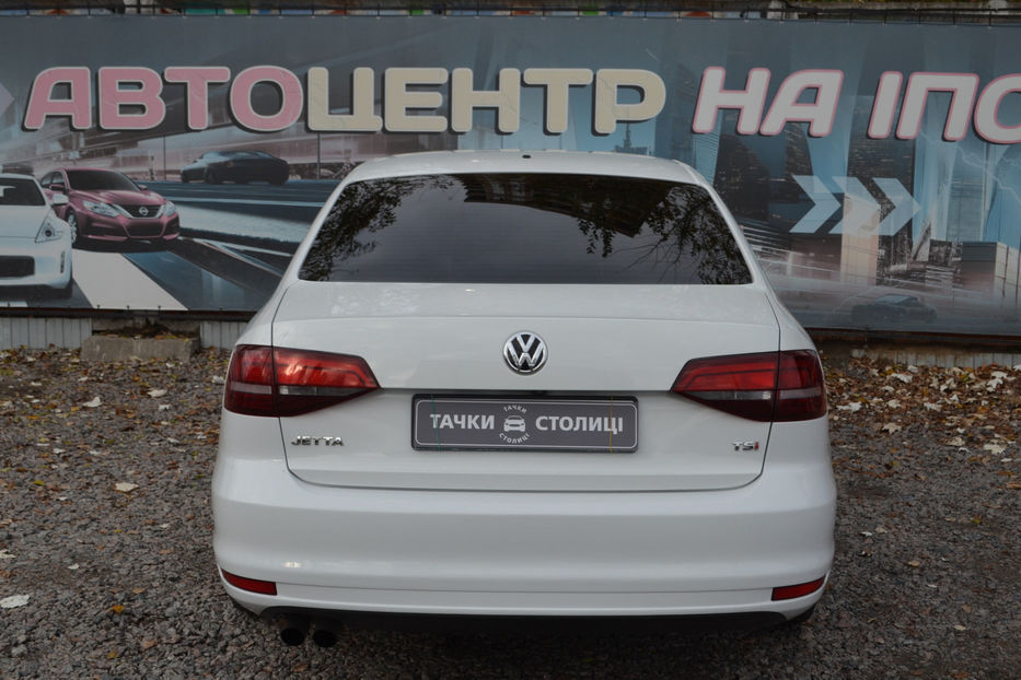 Продам Volkswagen Jetta 2016 года в Киеве